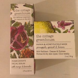 The cottage greenhouse facial serum and exfoliant